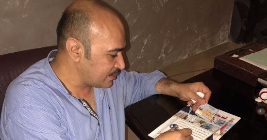 إقبال على توقيع "كلنا معك من أجل مصر" فى الشرقية