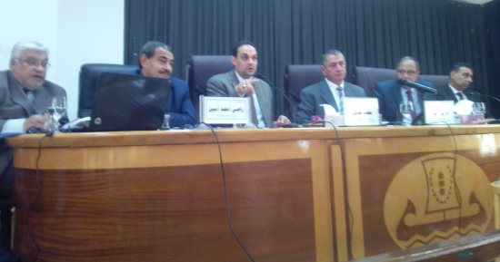 فرحة "المؤقتين" بكفر الشيخ بعد بدء "التنظيم والإدارة" إجراءات تثبيتهم