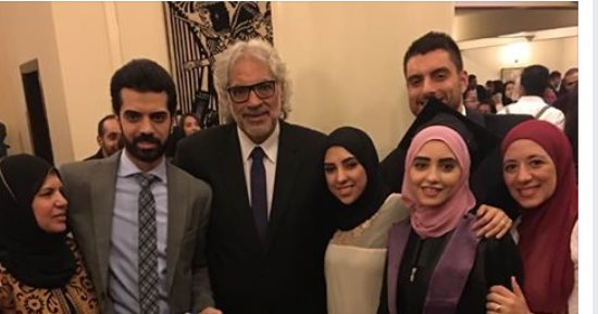 أحمد ناجى يحتفل بتخرج ابنته فى كلية الإعلام على "فيس بوك"