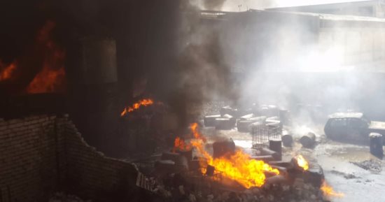 قطع التيار الكهربى بالمنطقة المحيطة بحريق العجمي 