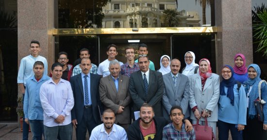 أعضاء الاتحادات الطلابية ينظمون زيارة لمركز المعلومات ودعم اتخاذ القرار