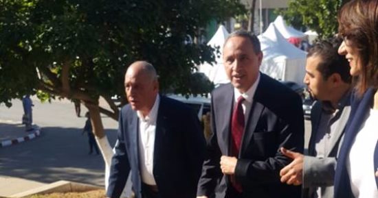 بالصور.. وزير الثقافة الجزائرى يتفقد أجنحة دور النشر المصرية بصالون الجزائر