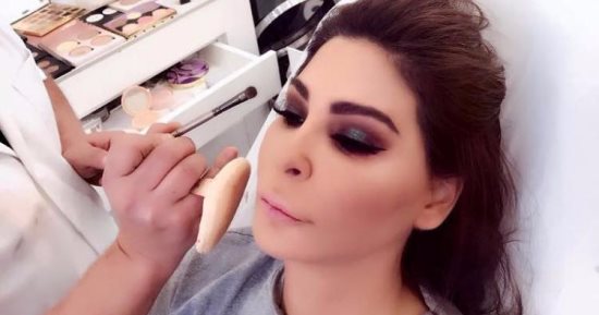 إليسا تنشر صورة من استعداتها لحفل عيد ميلادها اليوم