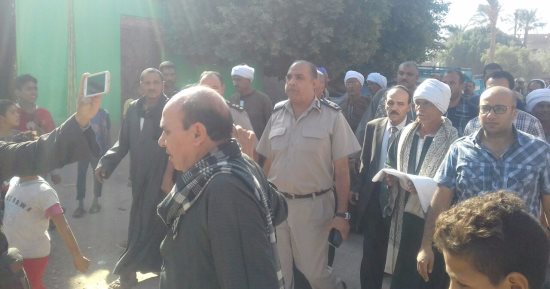 بعد خطف طفل وتحريره.. عائلة أبوحريرة تقدم الكفن لـ"النهناوى" فى أسيوط