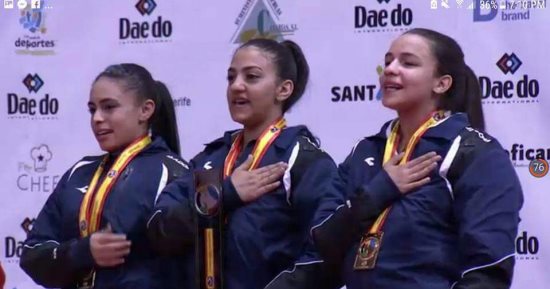 طالبات القليوبية يحصلن على بطولة العالم للكاراتيه تحت 18 سنة فى إسبانيا