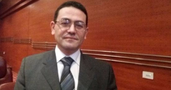 ممثل الصحة العالمية عن الشرق الأوسط يفجر مفاجأة لـ"اليوم السابع": بعض المضادات الحيوية فقدت فعاليتها فى العلاج.. لا توجد بيانات لانتشار العدوى.. نطالب بخطط وطنية ضد الميكروبات.. ويحذر: بعض الجراحات تنشر الأوبئة