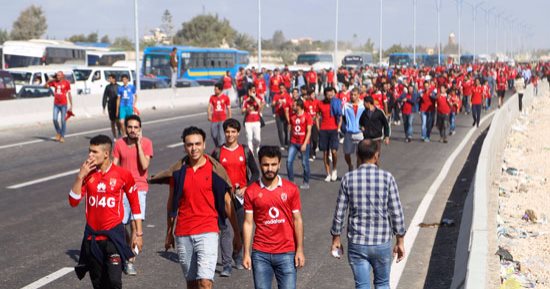 بدء دخول جماهير الأهلى للاستاد استعداداً لموقعه الوداد المغربى