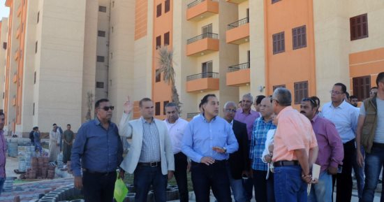 بالصور.. وزير الإسكان: الانتهاء من تشطيب 8 آلاف شقة بأكتوبر ديسمبر المقبل