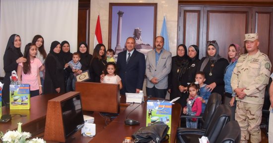 بالصور.. محافظ الاسكندرية يكرم أسر 7 من شهداء الواجب