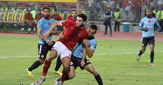 75 دقيقة.. الاهلى يكثف هجومه بحثا عن هدف التعادل أمام الوداد