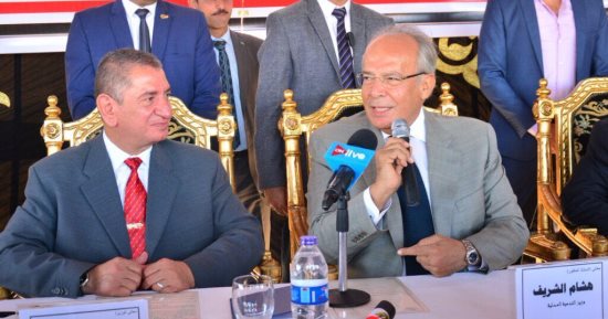 بالصور.. وزير التنمية المحلية يطالب بحصر أراضى الدولة المستردة في كفر الشيخ