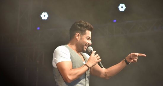 بناء على رغبة الجمهور.. محمد حماقى يغنى "3 دقات" بحفل الجامعة الأمريكية