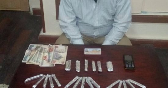 القبض على تاجر مخدرات فى السويس وبحوزته ربع كيلو حشيش