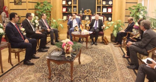 بالصور.. السفير الألمانى من المنصورة: نسعى للارتقاء بمهارات الطلاب المصريين