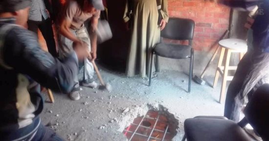 بالصور.. تنفيذ 8 قرارات إزالة بمنطقة الجوازات بسوهاج