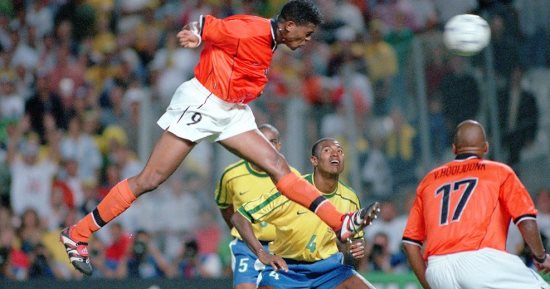 جول مورنينج.. صاروخ برأس كلويفرت يجمد البرازيل فى مونديال 98