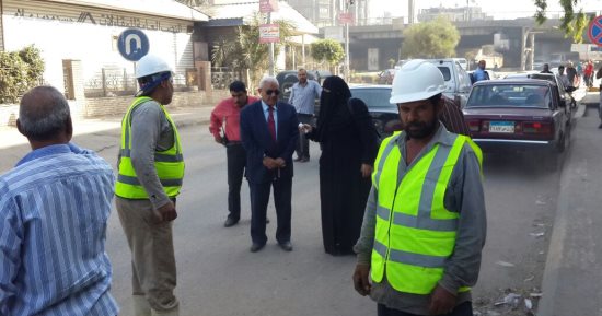 بالصور.. شركة المياه تجرى تجربة عملية ناجحة للتعامل مع الأمطار بقليوب