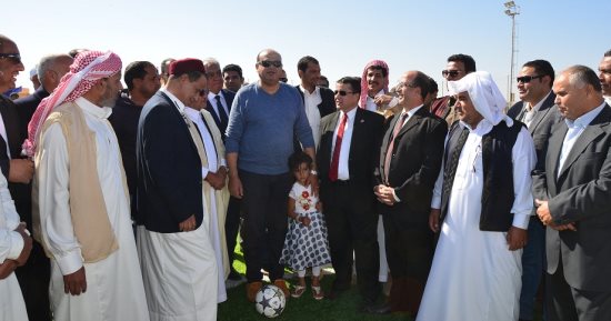 بالصور.. محافظ مطروح يفتتح ملعب قانونى بمدينة برانى بـتكلفة 2,2 مليون جنيه