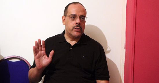 والد النقيب الحايس: ابنى تحمل إصابات 13 يوما.. والسيسى وعد ونفذ