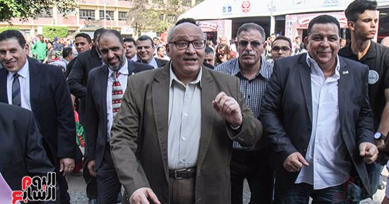 رئيس جامعة عين شمس: رسالتنا غرس قيم الولاء والانتماء بدعم الصناعة الوطنية