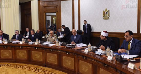 بالانفوجراف.. مركز "معلومات الوزراء" ينشر أسعار الذهب والعملات