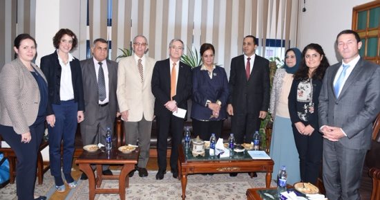 بالصور.. السفير الألمانى يزور جامعة دمنهور لبحث التعاون العلمى والثقافى