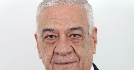 "البرمبلى" ينسحب من انتخابات الزهور ويؤيد "السرنجاوى" لرئاسة النادى