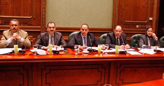 بالصور.. المادة 30 بقانون حماية المستهلك تثير جدلا بين النواب بسبب "فوائد التقسيط"
