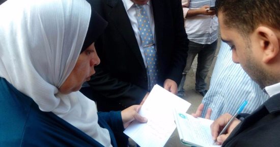 التضامن: تسكين الأسر المتضررة فى انهيار عقار بالمنصورة وتقديم مساعدات مالية