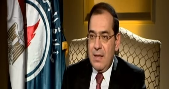وزير البترول يغادر القاهرة لحضور معرض ومؤتمر "أديبك" بالأمارات