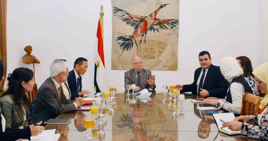 وزير الثقافة يلتقى وفدا من منظمة الجايكا اليابانية