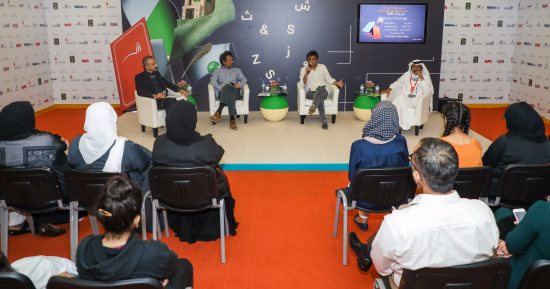 مثقفون من معرض الشارقة: الحياة العسكرية تعطى دفعة لتحقيق المستقبل