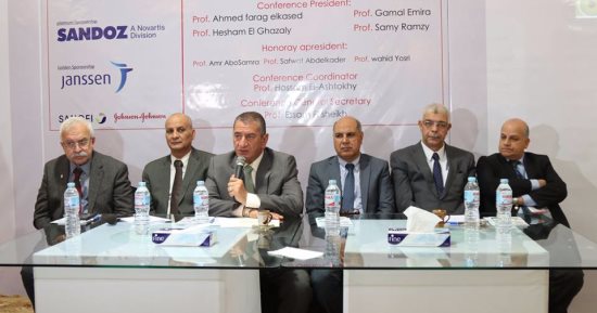 بالصور.. محافظ كفر الشيخ يفتتح فعاليات المؤتمر العلمى لجراحة الأورام