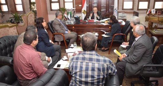محافظ بنى سويف يوجه بتسهيل إجراءات مشروع "ممر النور" لذوى الإعاقة البصرية