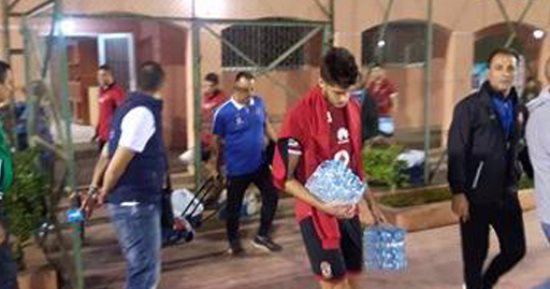 الأهلى يؤدى مرانه الأول بالمغرب على ملعب "كهرماء" استعدادا للوداد