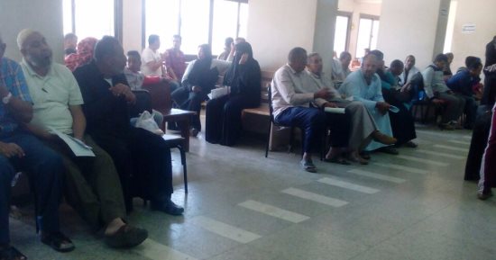 بالصور.. شكوى من تعطل الشهر العقارى بالإسماعيلة لغياب الموظفين وتعطل الشبكة