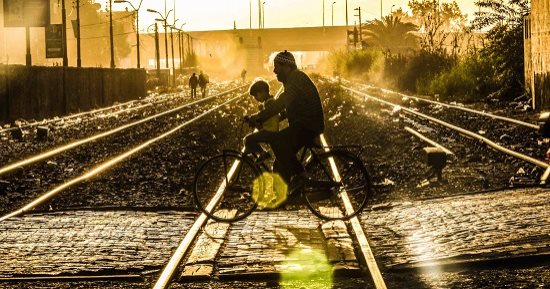 صورة اليوم... فوق الجبين مكتوب الخطوة فين تمشى