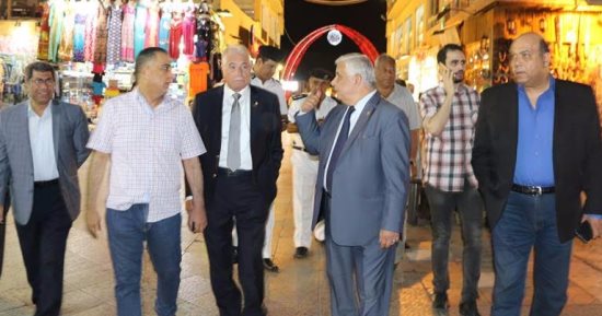 محافظ جنوب سيناء يتفقد السوق القديم استعدادا لمنتدى شباب العالم