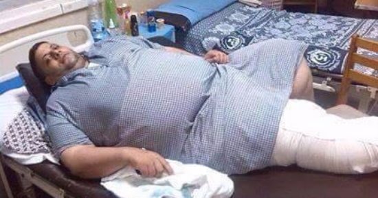 بالصور.. مأساة سائق بالغربية يعانى من مرض نادر ويناشد المسئولين علاجه