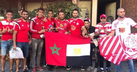 الاهلى والوداد.. الجماهير المصرية والمغربية إيد واحدة فى كازابلانكا