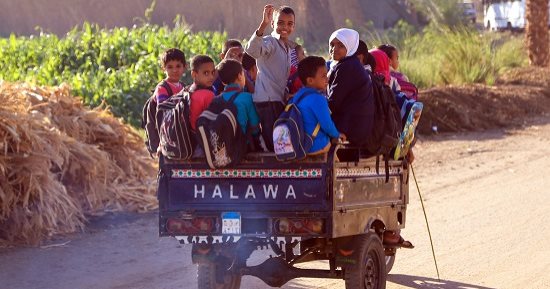 صورة اليوم... والضحكة تهون السكة تمد الخطاوى وتجيب بكرة