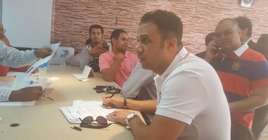 حمادة أنور يتقدم بأوراق ترشحه لعضوية الزمالك