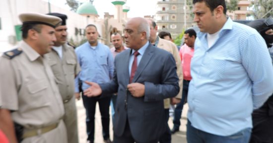 مدير أمن البحيرة يتفقد الخدمات الأمنية بمركزى شرطة حوش عيسى وأبو المطامير