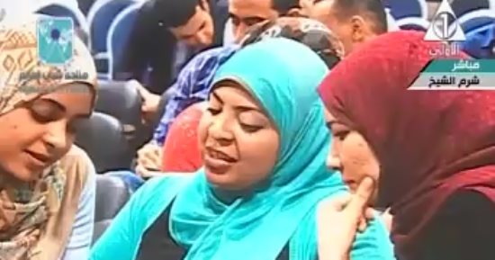 عرض فيلم تسجيلى عن كواليس التجهيز لمنتدى شباب العالم فى شرم الشيخ