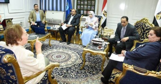 محافظ البحيرة تجتمع مع رئيس جامعة دمنهور لإعداد إحتفالية "رشيد محل ذاكرة"