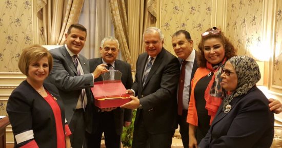 بالصور.. لجنة العلاقات الخارجية بالبرلمان تكرم السفير محمد العرابى 