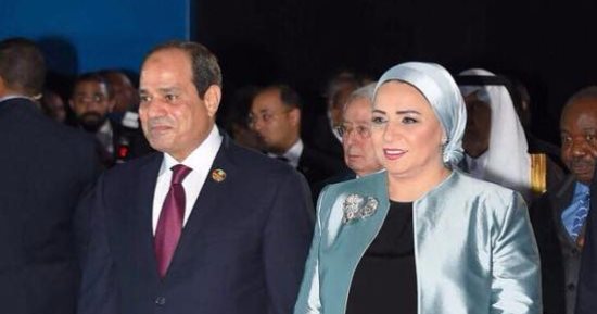 صفحة منتدى الشباب: ملابس السيدة الأولى بحفل الافتتاح صممها مصريون واعدون 