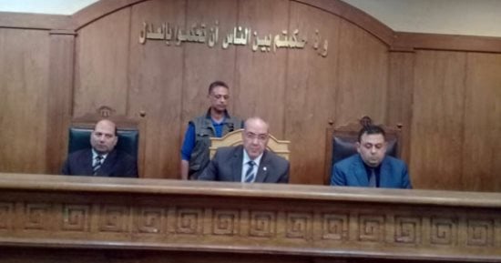 السجن المؤبد لـ8 متهمين بالاتجار فى الهيروين بأوسيم