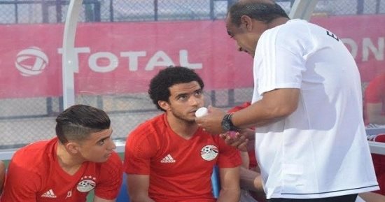 كريم حافظ يقود الجبهة اليسرى للفراعنة أمام غانا وعمر جابر "البديل"