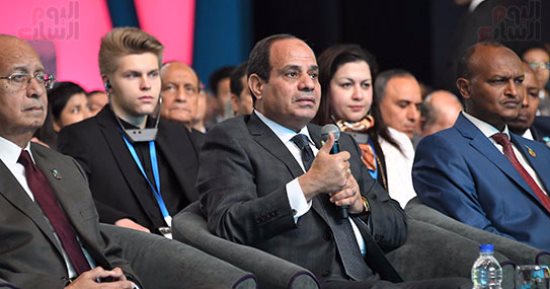 بالصور.. الرئيس السيسى: منتدى شباب العالم فرصة للضيوف للتعرف على مصر وشعبها